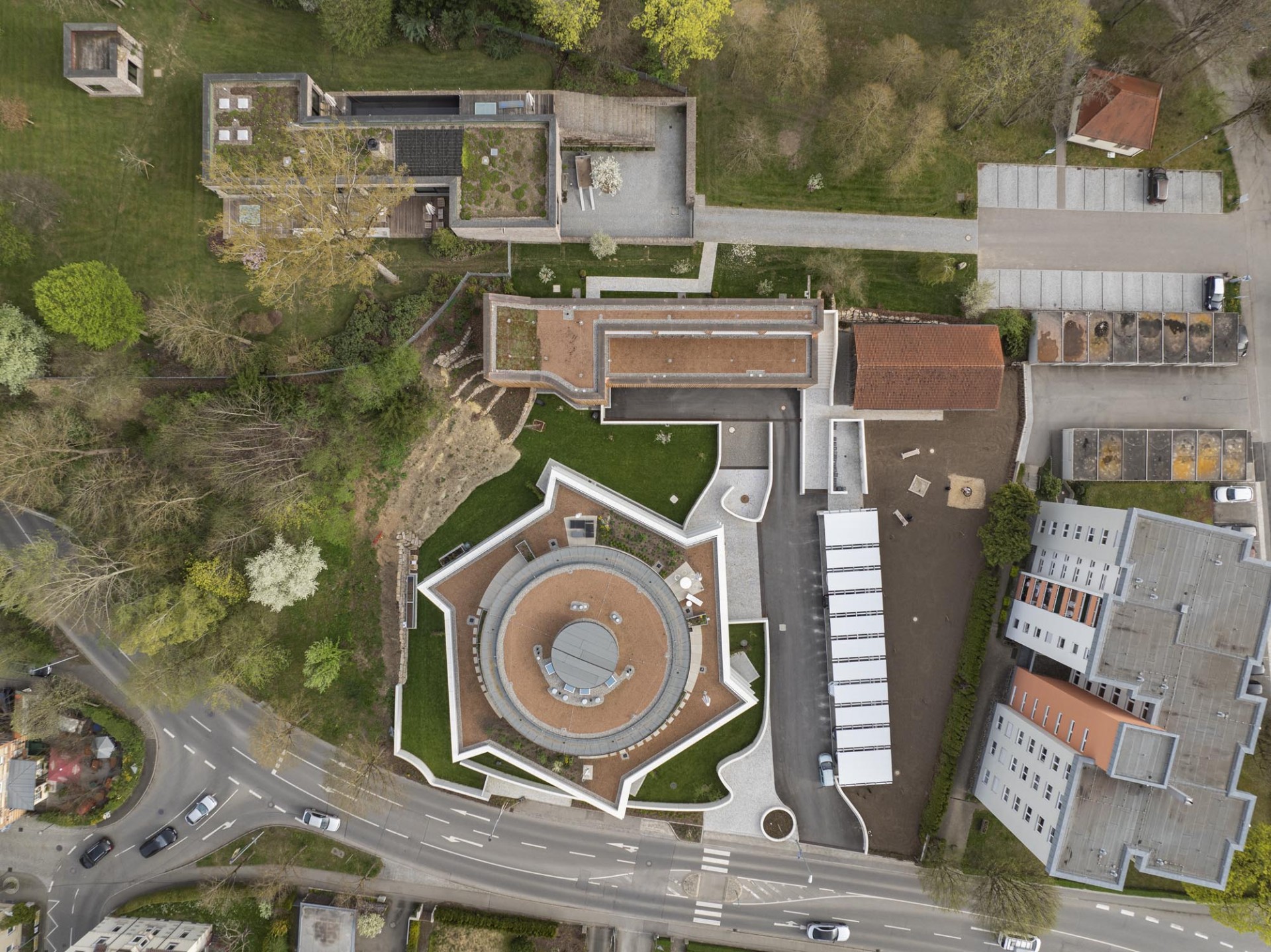 Mehrfamilienhaus und Schaulager in Bad Saulgau