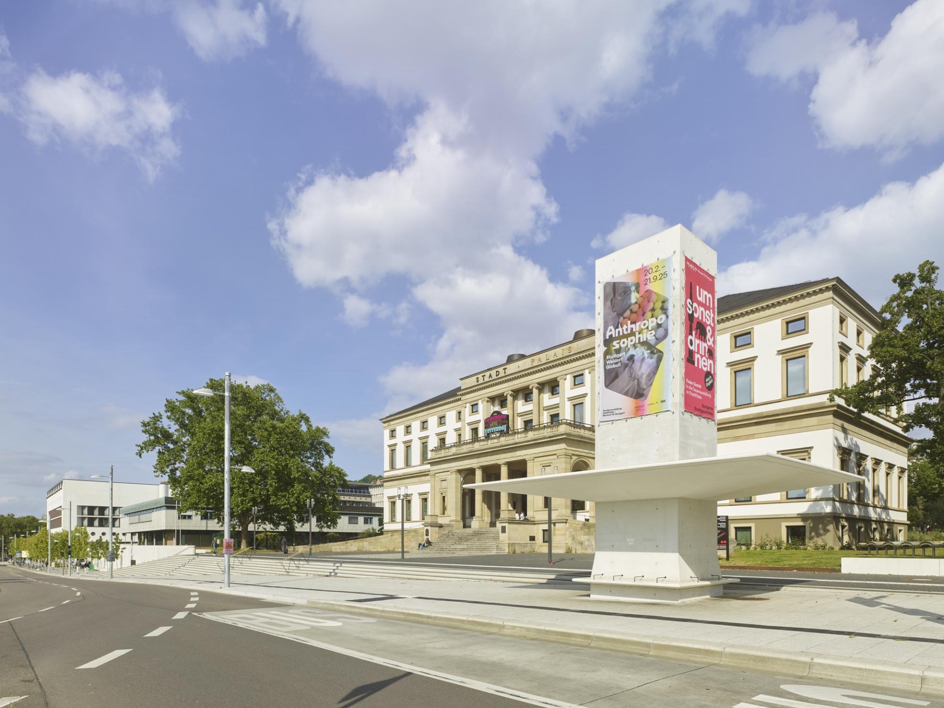 Neugestaltung Vorplatz StadtPalais und Boulevard