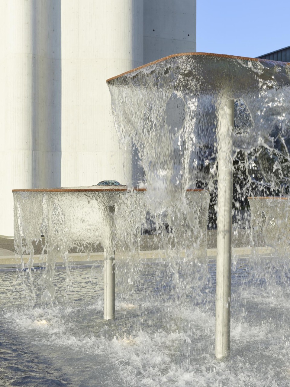 Vorfeld Württembergische Landesbibliothek - Boulevard, Freitreppe und Platz mit Fitz-Faller-Brunnen